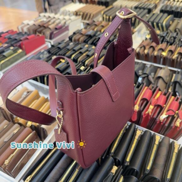 NWT COACH Hadley Mini Crossbody Bag CAL60 Dark Wine Leather Shoulder Bag - Picture 4 of 14